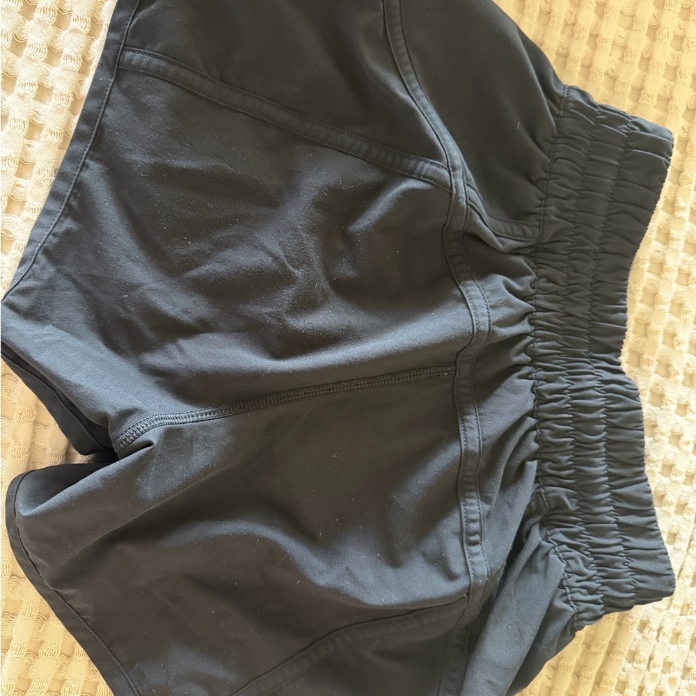 lululemon athletica Black Ruched Waist Athletic Shorts - Picture 2 of 4
